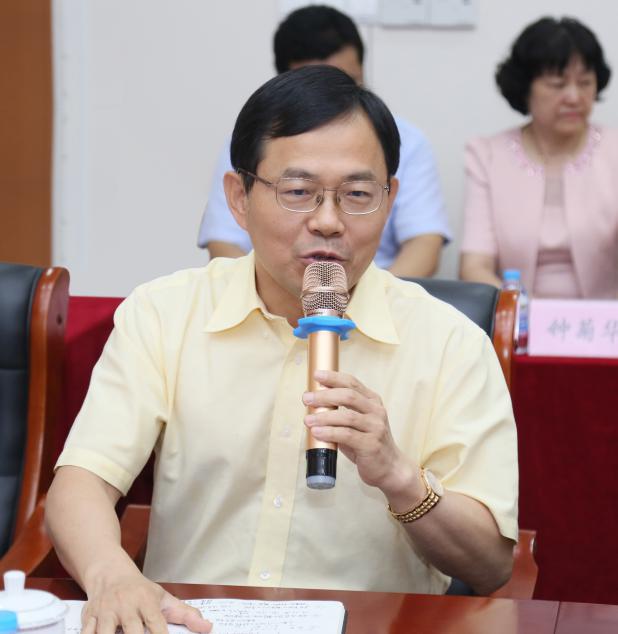 �Ϻ�����Эѧϰ����л���ҽԺ �ı�����ҽ������ѡ�����