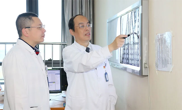 根据小莫病情,潘仁龙团队制定了完善的促醒计划