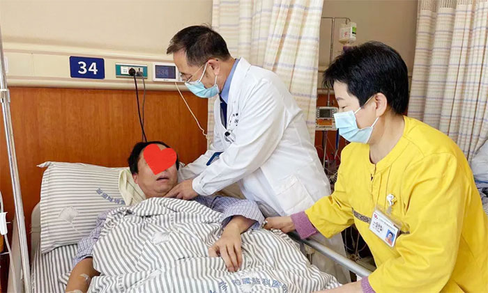 ���ʷ��� | �������ػ��ߡ� ���ߡ������ˡ��������ڿ�5A����ҽ���Ŷ�С��