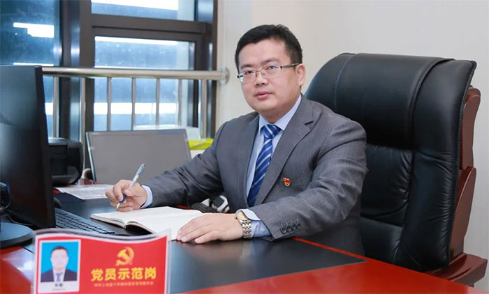 喜报 | 朱敏书记兼总经理荣获“2022年度闵行区职工信赖的企业经营管理者”称号