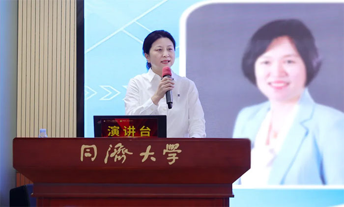 ����Σ��֢���� �����˲ųɳ� �� �����Կ�Σ��֢ר�ƻ�ʿ��ѵ���21�����Ϻ���ʮ���Կ�ҽԺ�ٰ�